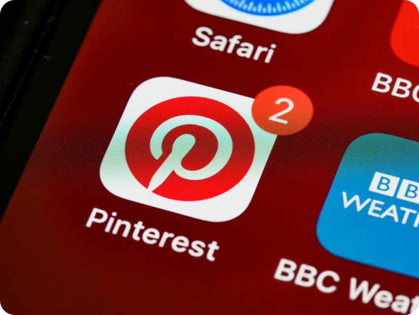 pinterest logo op telefoon